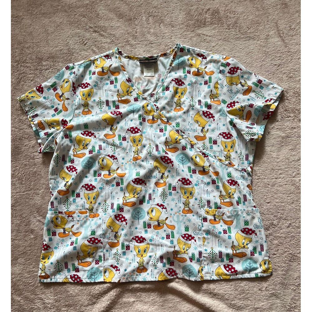 Looney Tunes Tweety Christmas Holiday Scrubs Women's‎ White Top Sz 2X